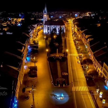 Alex Pension Prešov Esterno foto