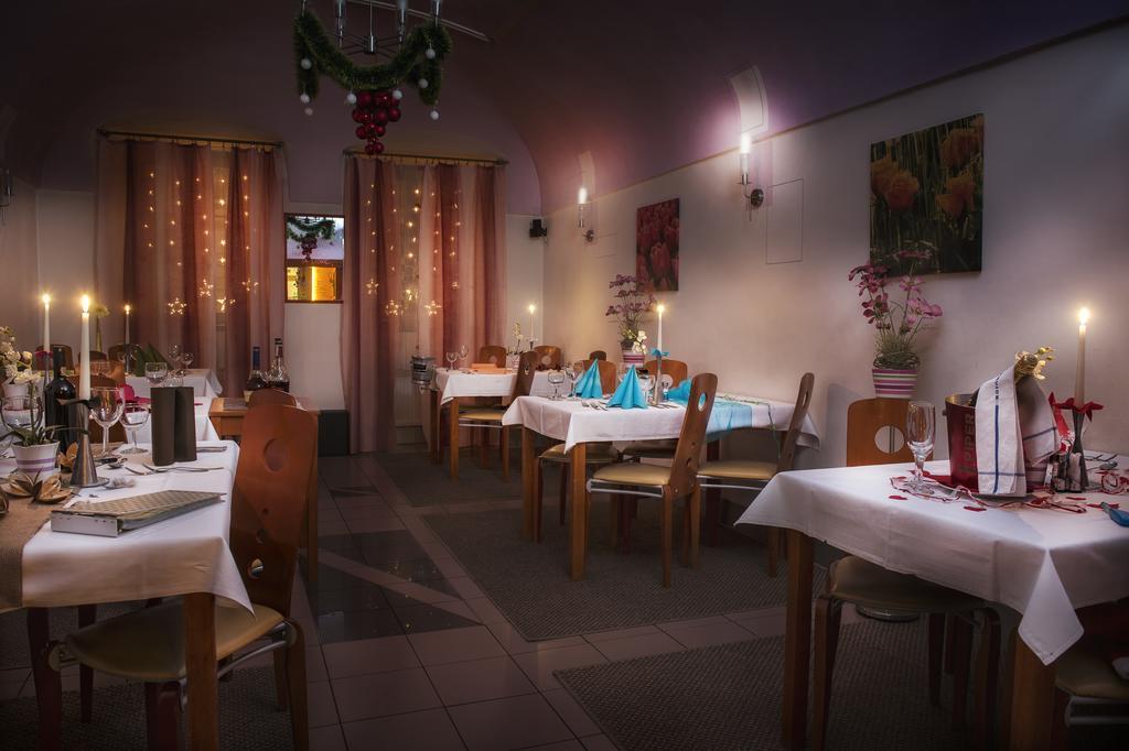 Alex Pension Prešov Esterno foto