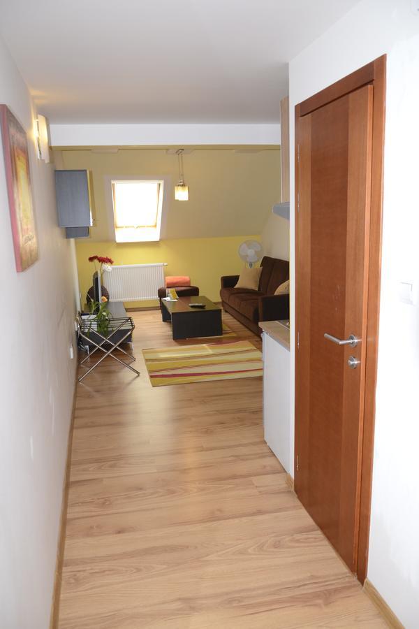 Alex Pension Prešov Esterno foto